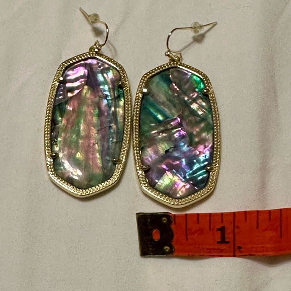 Kendra Scott Elle Drop Earrings - Picture 2 of 4